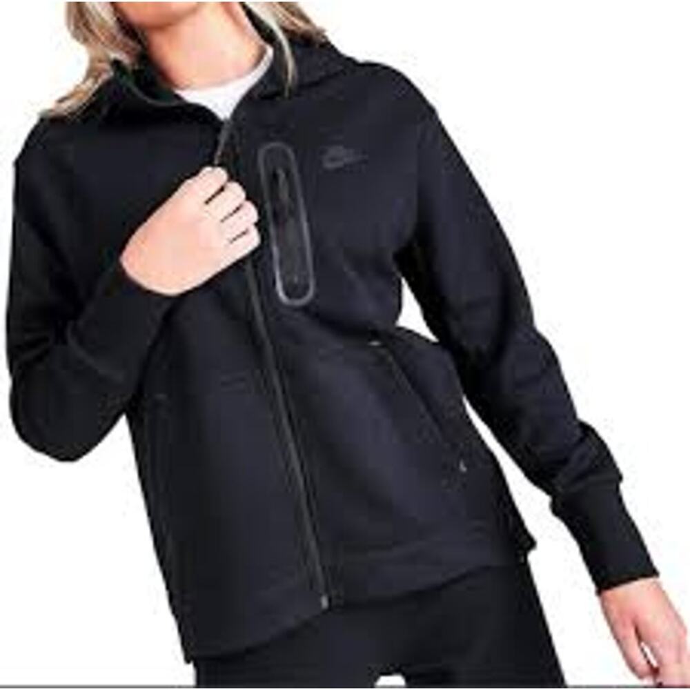 Nike Womens Size Medium Sportswear Tech Fleece Full-Zip Hoodie Black Pockets